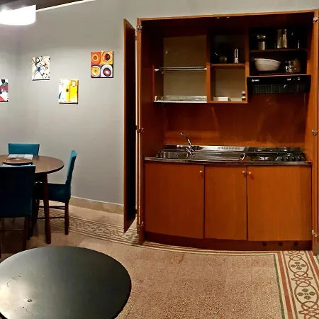 Re Ruggero Apartment *