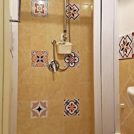 Apartment Re Ruggero *
