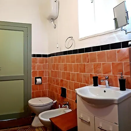 Re Ruggero Apartment *