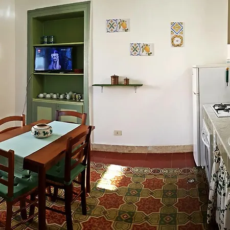 Re Ruggero Apartment